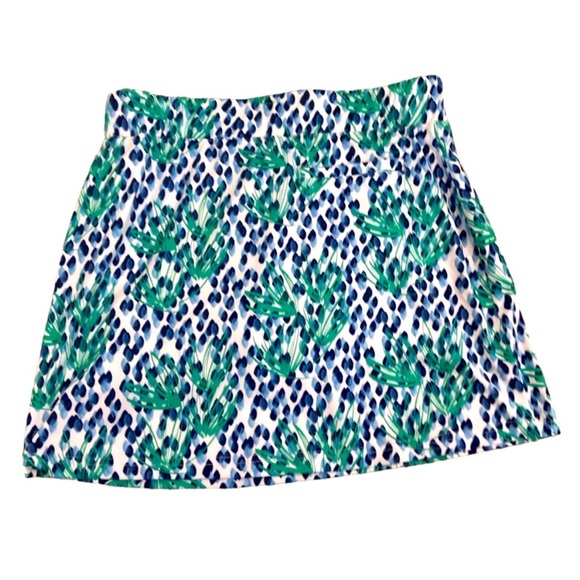 Pebble Beach Dresses & Skirts - Pebble Beach Dry-luxe Performance Leaf Print Skort